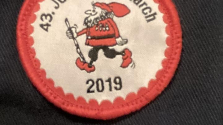 Et ærmemærke fra Julemærkemarchen 2019